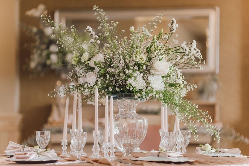 Vintage Glam Wedding Decor